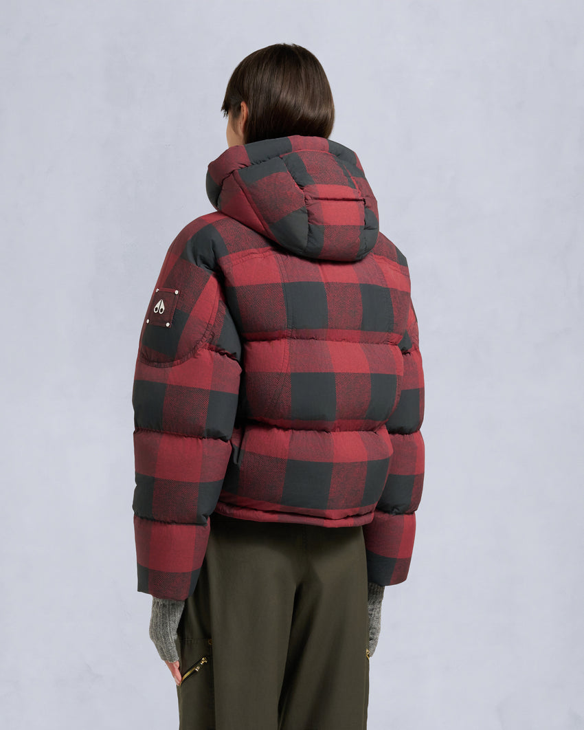 AKAI CROPPED PUFFER-SUMAC BLACK PLAID/BLACK
