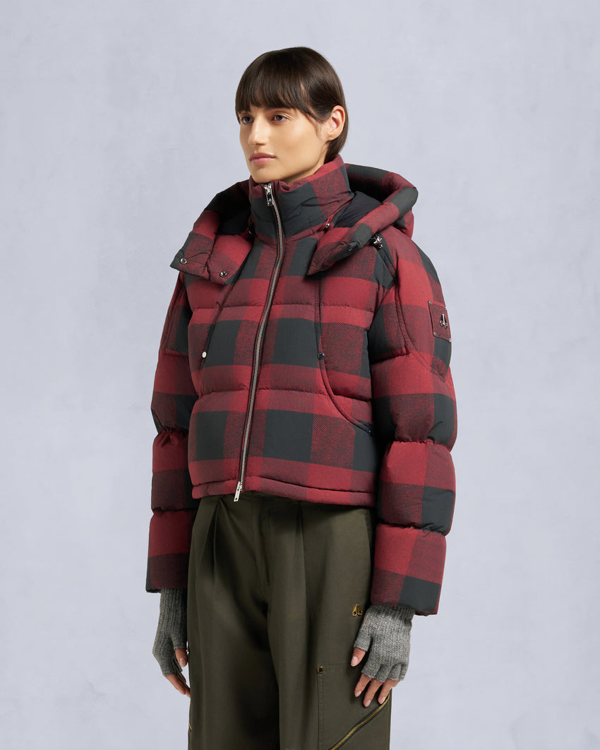AKAI CROPPED PUFFER-SUMAC BLACK PLAID/BLACK